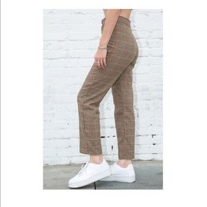 SUPER TRENDY BRANDY MELVILLE PANTS